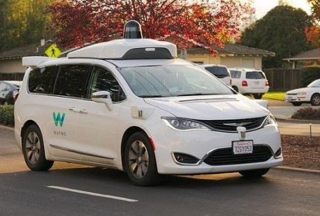 Waymo暫停Waymo One服務 但其真正的無人駕駛車輛除外